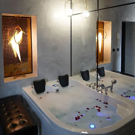 Z Jacuzzi W Sercu Krakowa Apartmán Krakov