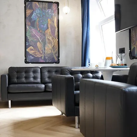 Z Jacuzzi W Sercu Krakowa * Kraków