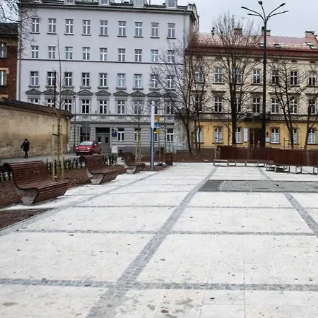 Z Jacuzzi W Sercu Krakowa * Cracovie