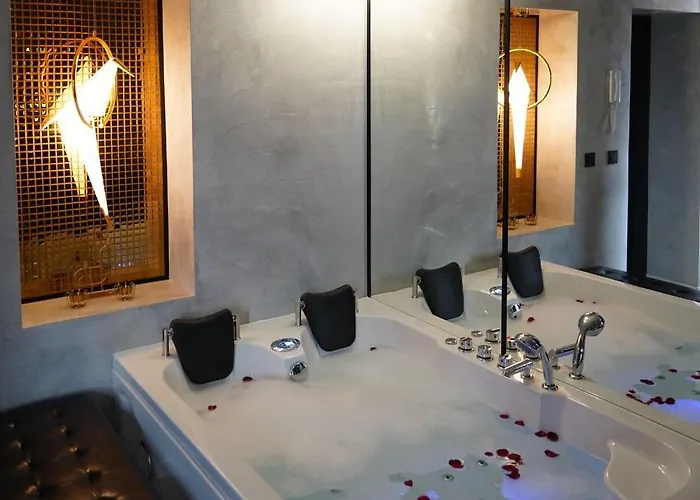 Z Jacuzzi W Sercu Krakowa Apartman Krakkó